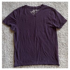 Helix Men’s Medium Purple Short Sleeve V-Neck T-Shirt.